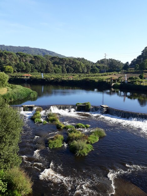 Foto vista panoramica del fiume contro il cielo