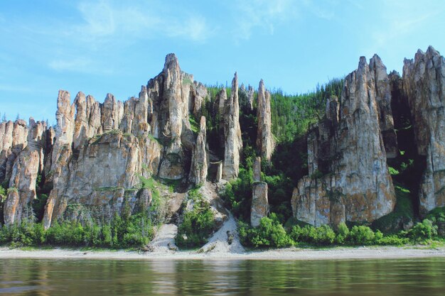 Foto vista panoramica del fiume contro il cielo