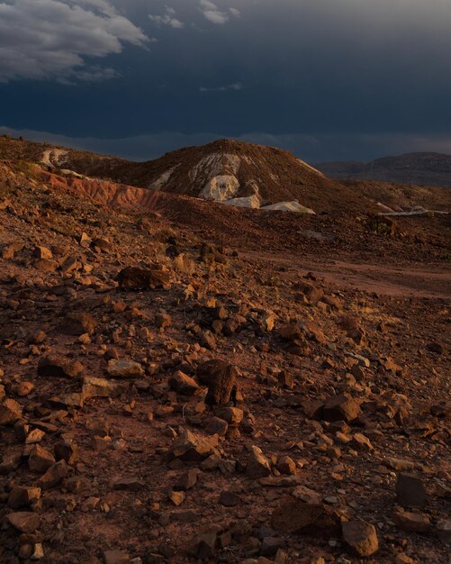 Photo scenic view of rock formations against sky