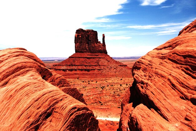 Foto vista panoramica delle formazioni rocciose contro il cielo