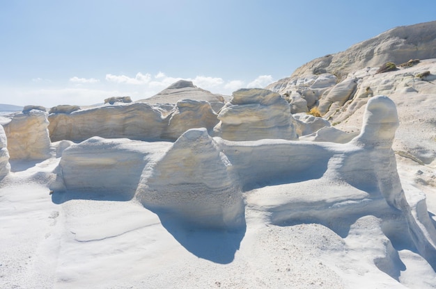 Foto vista panoramica delle formazioni rocciose