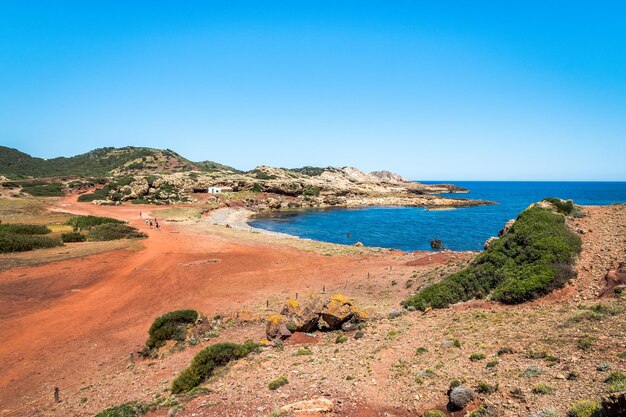 Foto la vista panoramica del mare contro un cielo blu limpido