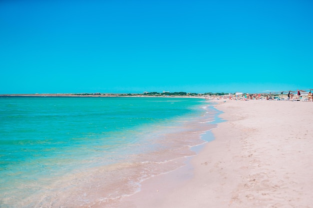 Photo scenic view of sea against clear blue sky