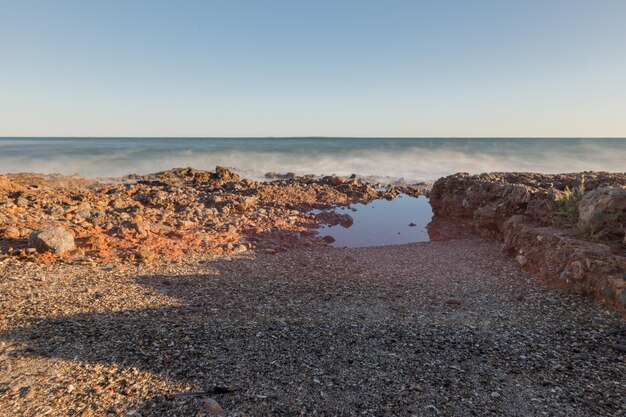 Foto vista panoramica del mare contro un cielo limpido