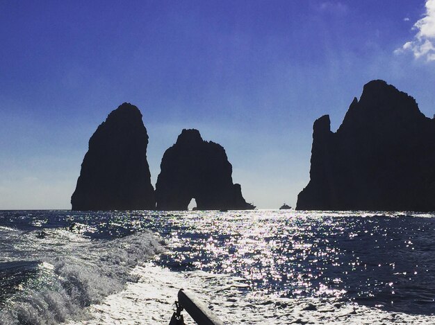 Foto vista panoramica del mare contro un cielo limpido