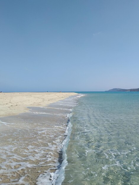 Foto vista panoramica del mare contro un cielo limpido