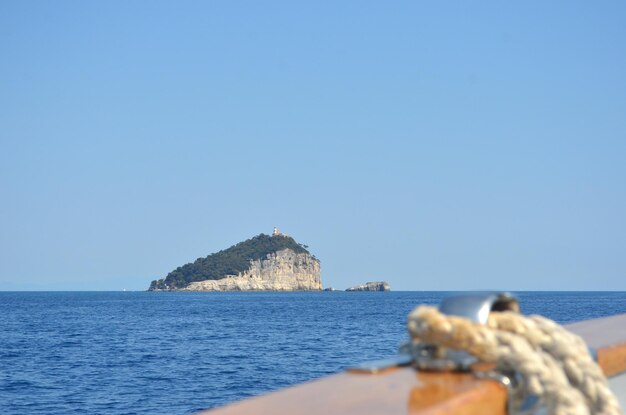 Foto vista panoramica del mare contro un cielo limpido