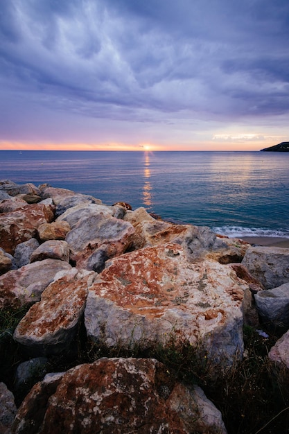 Foto vista panoramica del mare contro il cielo durante il tramonto