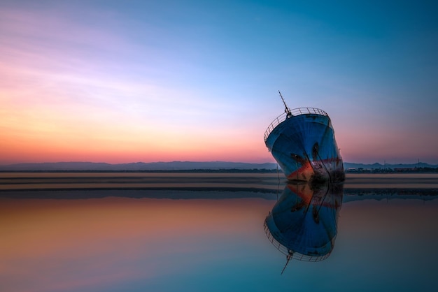 Foto vista panoramica del mare contro il cielo durante il tramonto