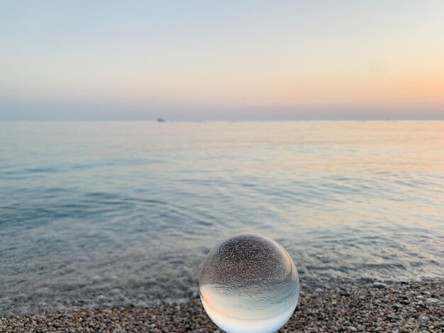 Foto vista panoramica del mare contro il cielo durante il tramonto