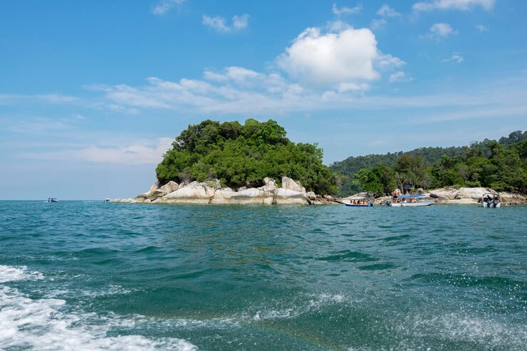 Фотография красивый вид на море на фоне неба