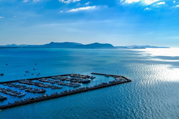 Foto vista panoramica del mare sul cielo