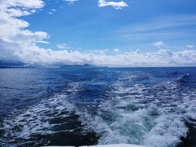 Foto vista panoramica del mare sul cielo