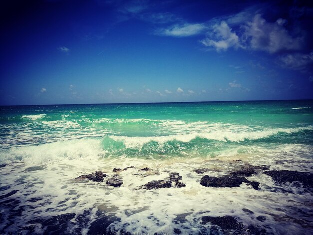 Photo scenic view of sea against sky