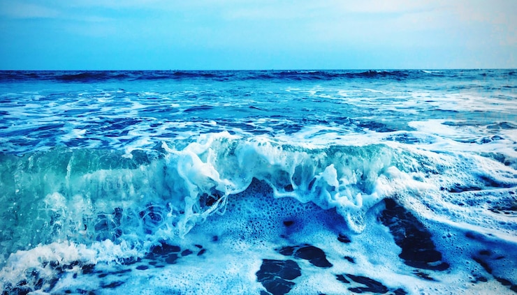 Фотография красивый вид на море на фоне неба