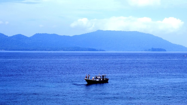 Photo scenic view of sea against sky