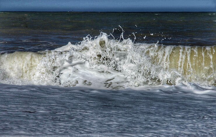 Фотография красивый вид на море на фоне неба