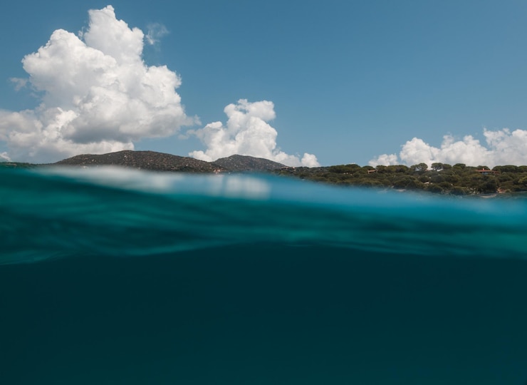 Фотография красивый вид на море на фоне неба