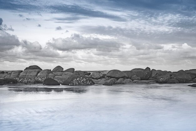 Photo scenic view of sea against sky