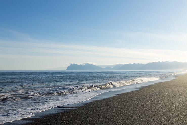 Photo 空に照らされた海の景色