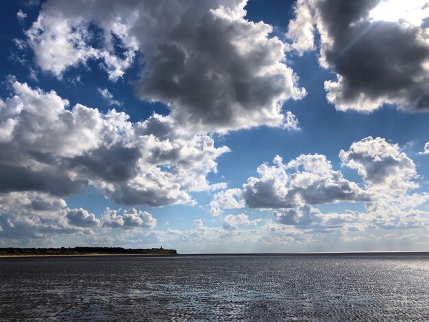 Photo scenic view of sea against sky