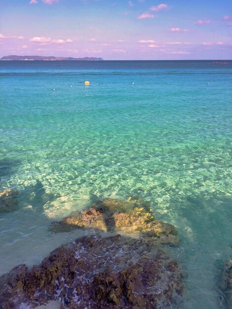 Photo scenic view of sea against sky