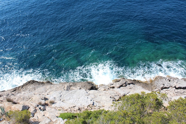 Foto la vista panoramica del mare