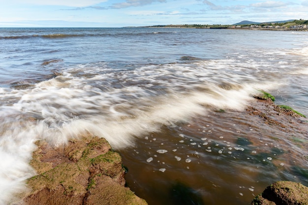 La vista panoramica del mare