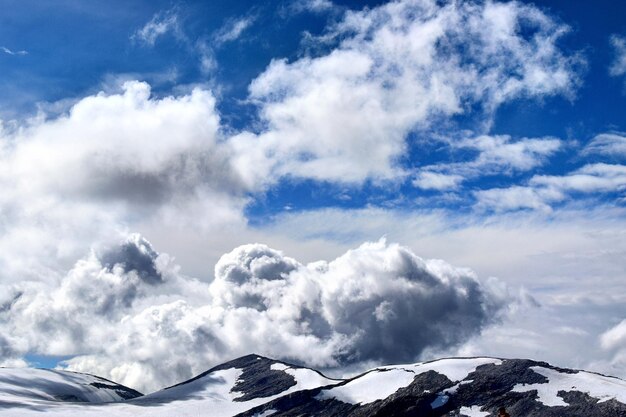 Foto la vista panoramica della neve contro il cielo