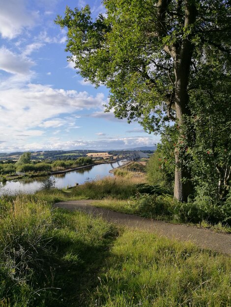 Foto scenisch uitzicht op het landschap tegen de hemel