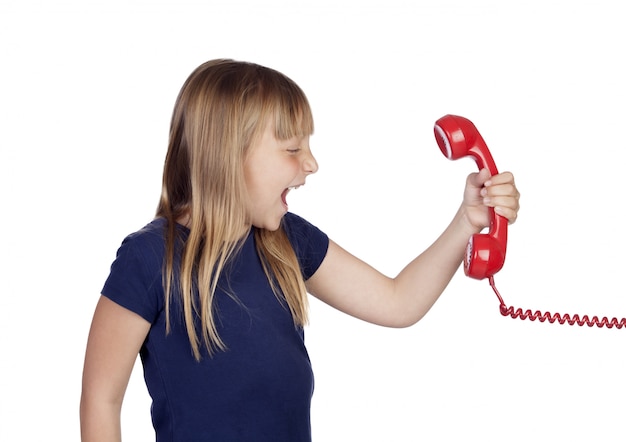 Foto schattig meisje met een donkerblauw t-shirt en een telefoon