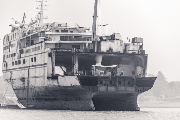 Scheepsbrekerij in Chittagong, Bangladesh