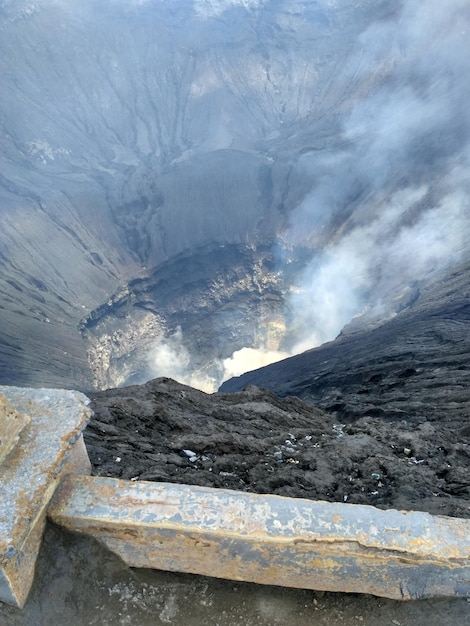 Foto schilderachtig uitzicht op de bergen tegen de hemel