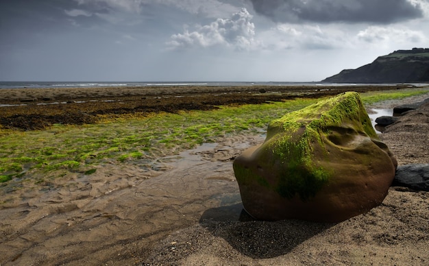 Foto schilderachtig uitzicht op de zee tegen de lucht