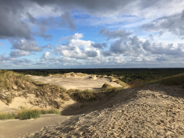 Foto schilderachtig uitzicht op het strand tegen de lucht