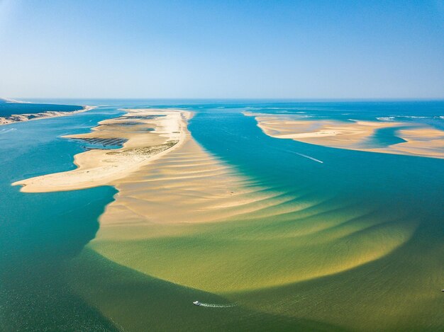 Foto schilderachtig uitzicht op het strand tegen de lucht