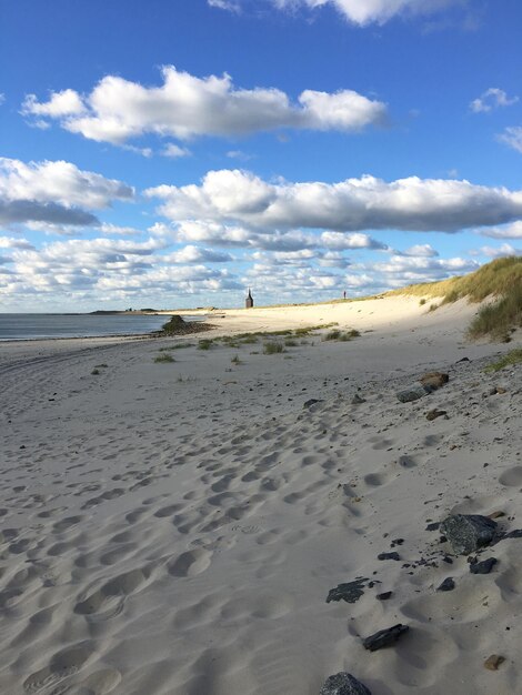 Foto schilderachtig uitzicht op het strand tegen de lucht