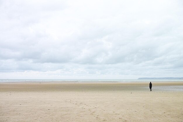 Foto schilderachtig uitzicht op het strand tegen de lucht