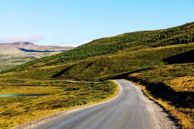 Schilderachtige landschappen van Noord-Noorwegen