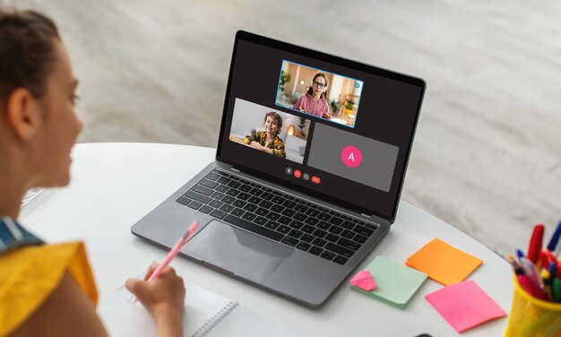 Photo school aged girl studying from home have online lesson