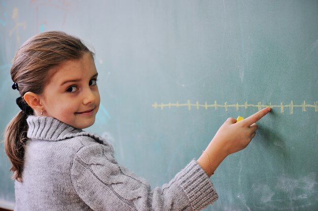 Schoolgirl draws a graph