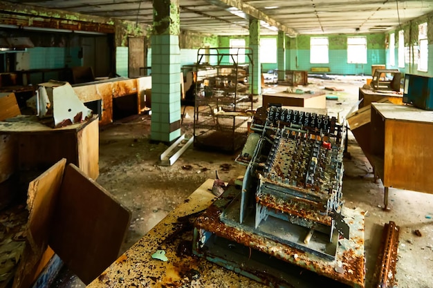 Schoolkantine in de stad Pripyat in Oekraïne Leegte Vocht Uitsluitingszone Nucleair gevaar Ghost City Pripyat Verloren plaats Oekraïne CCCP Zone Tsjernobyl