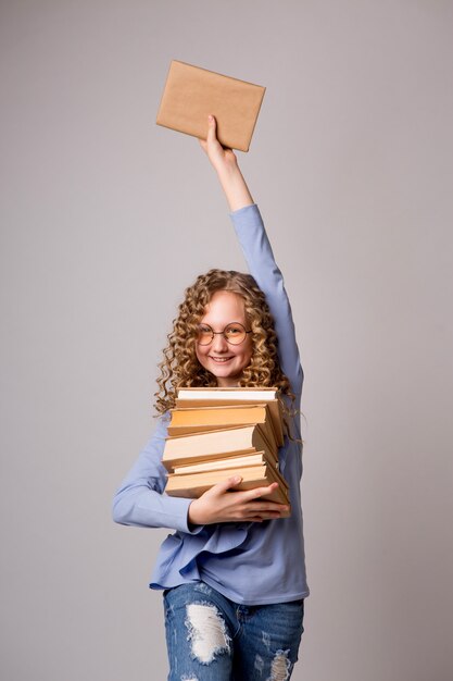 schoolmeisje met boeken