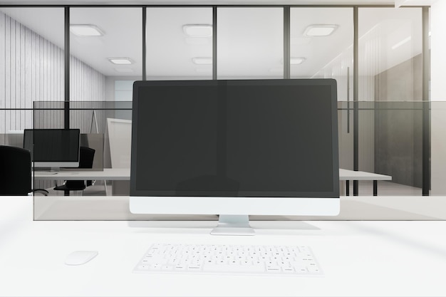 Schoon wit kantoor met computer