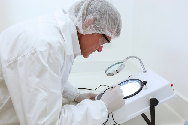 scientist doing technical and chemical analysis of corn and soybean.