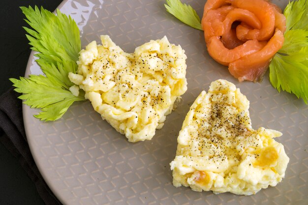 Scrambled eggs with smoked salmon