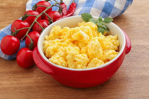 Premium Photo | Scrambledd egg in the bowl