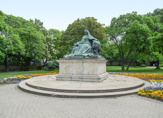 sculpture in Budapest