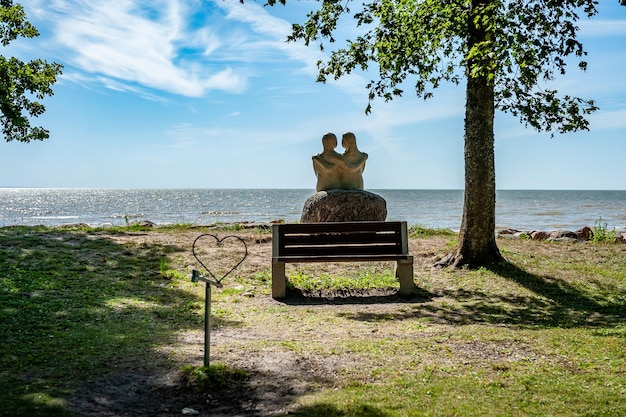 Photo sculpture of lovers on the beach