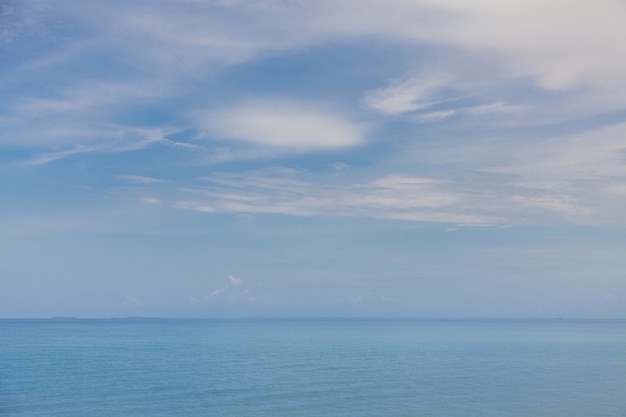 海と青空